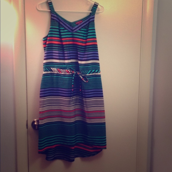 Merona Dresses & Skirts - Fun colorful dress size medium